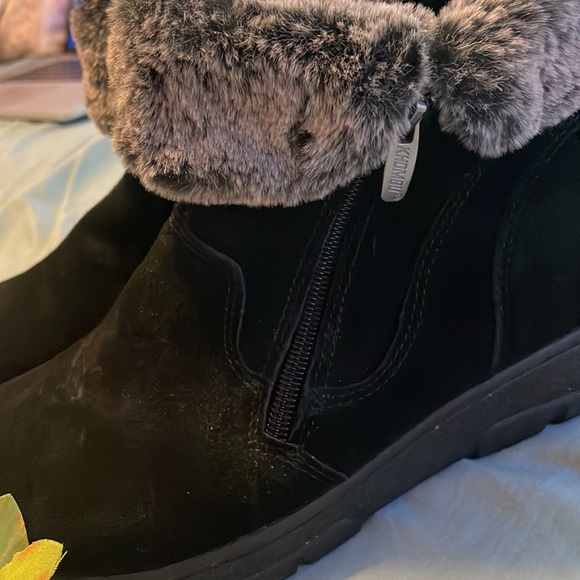 NWOB Khombu Women's Jessica Ankle Boots Faux Fur, Black, size 10M - Picture 2 of 7